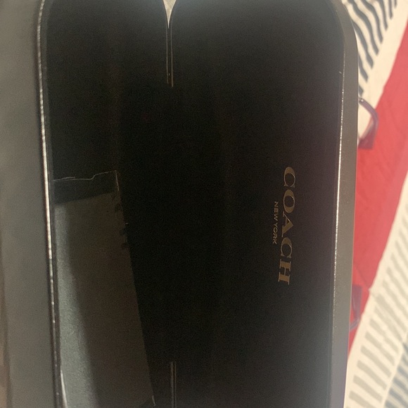 Coach glasses, brand new with tag, - Picture 3 of 4